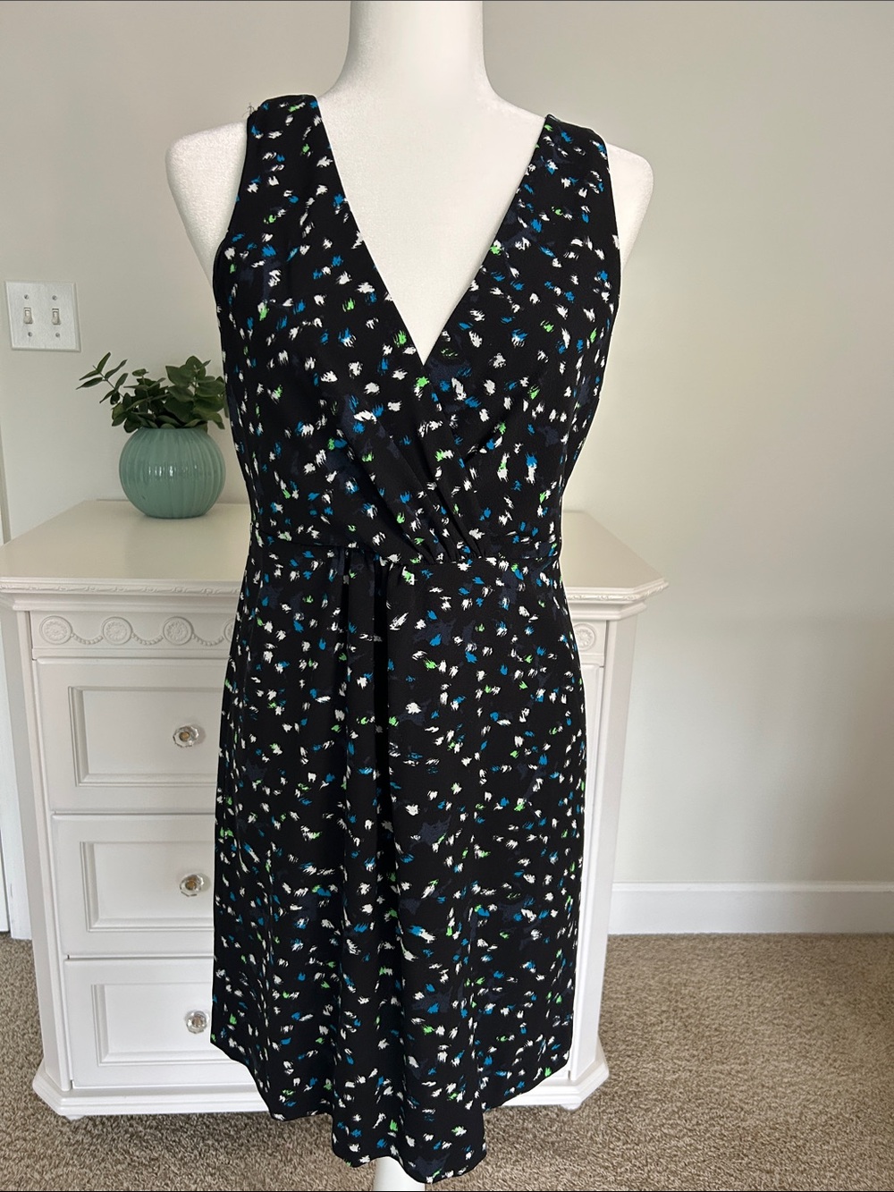 I. Crew Factory Black Floral V-Neck Sleeveless Dress